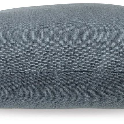 Thaneville - Pillow