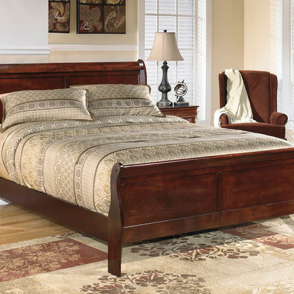 Alisdair - Sleigh Bed