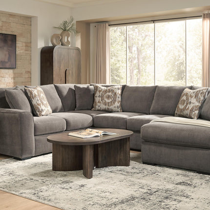Larson Levee - Sectional