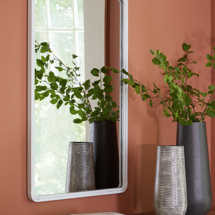 Brocky - Rectangle Accent Mirror