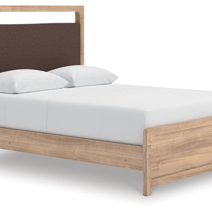 Kinlanni - Upholstered Platform Bed