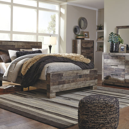 Derekson - Panel Bed