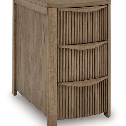 Camdill - Chair Side End Table