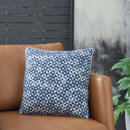 Jaycott Next-Gen Nuvella - Pillow