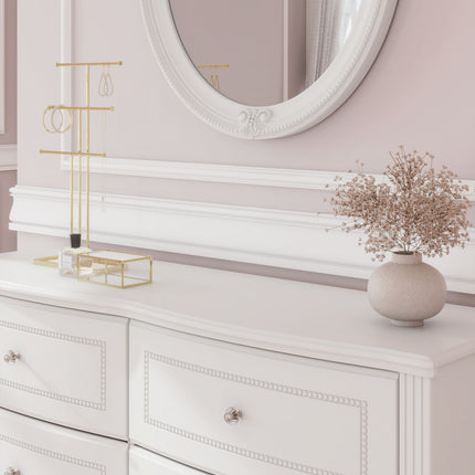 Kozlani - Six Drawer Dresser