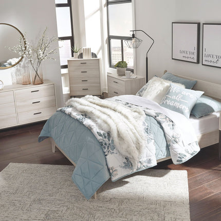 Socalle - Panel Platform Bed