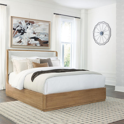 Pamaria - Upholstered Bed