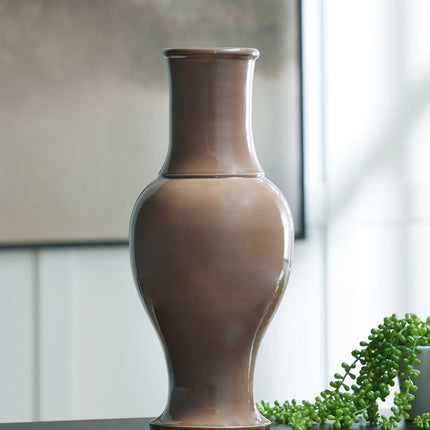 Tillmer - Vase - Brown