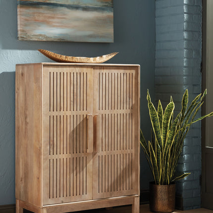 Pellamour - Bar Cabinet - Natural Brown