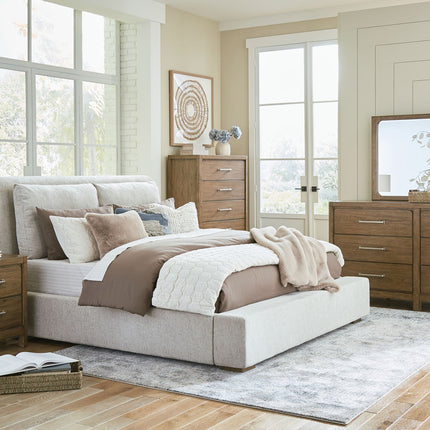 Cabalynn - Upholstered Bedroom Set