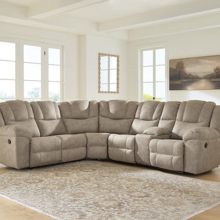 Pearce-Pike - Reclining Sectional
