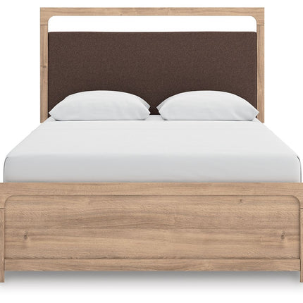 Kinlanni - Upholstered Platform Bed