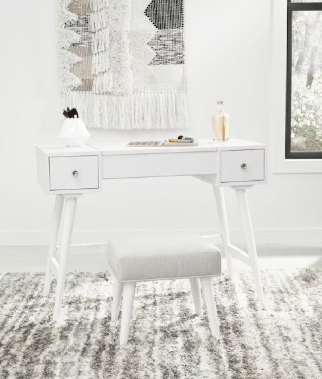 Thadmere Vanity Set with Stool